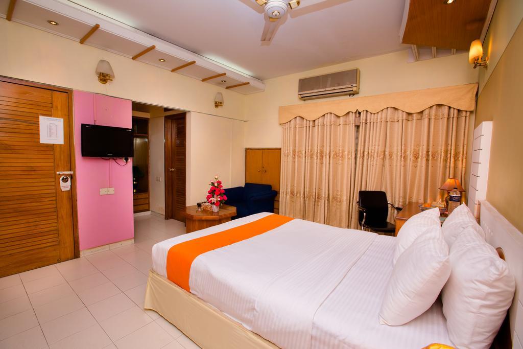 Hotel Golden Deer Dakka Kültér fotó