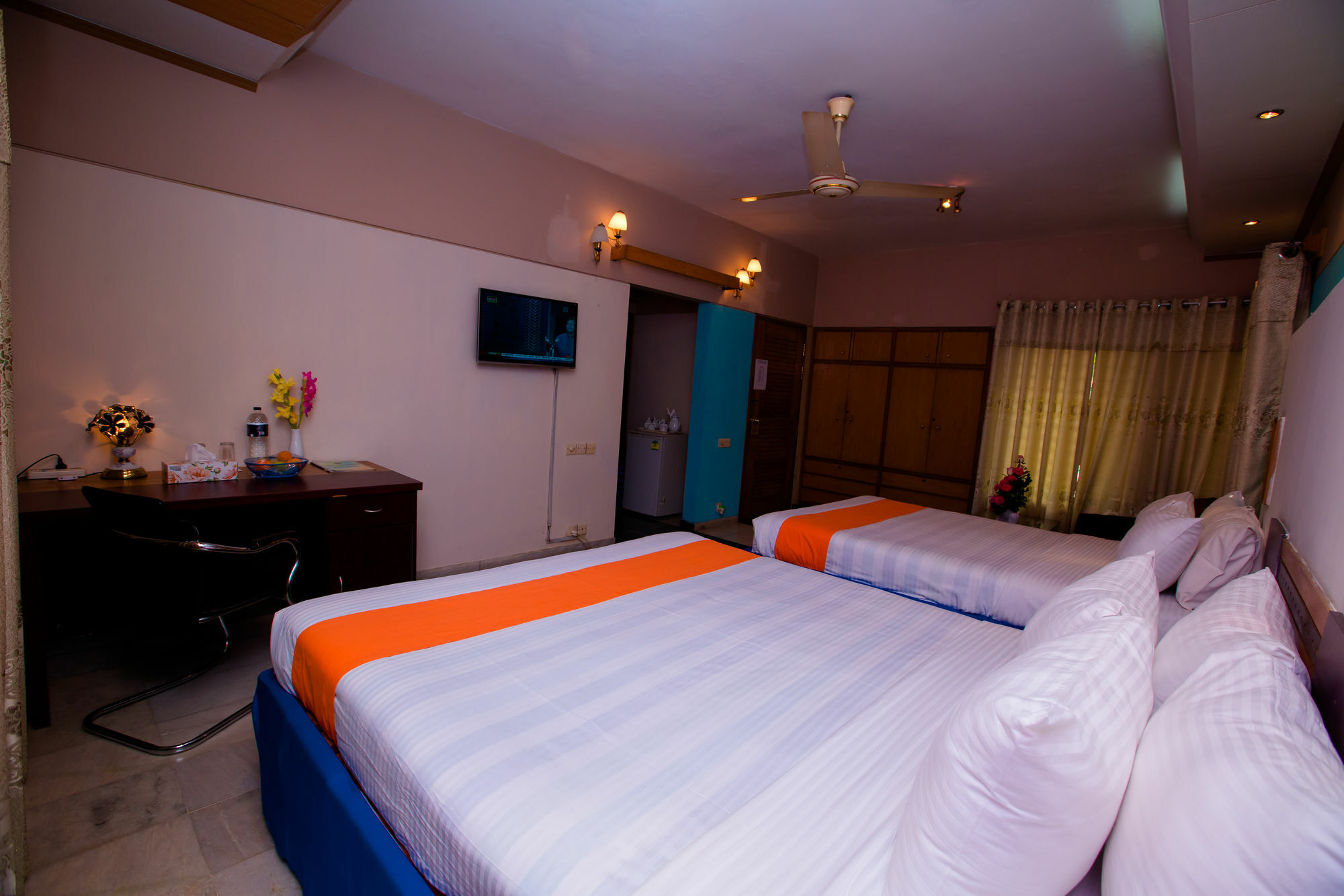 Hotel Golden Deer Dakka Kültér fotó