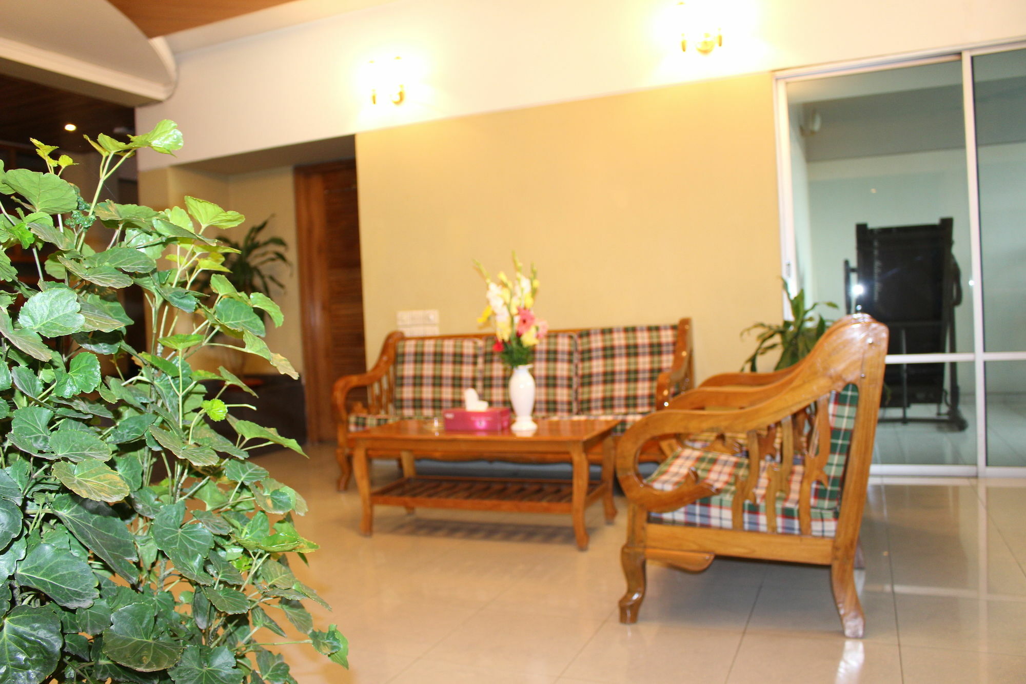 Hotel Golden Deer Dakka Kültér fotó