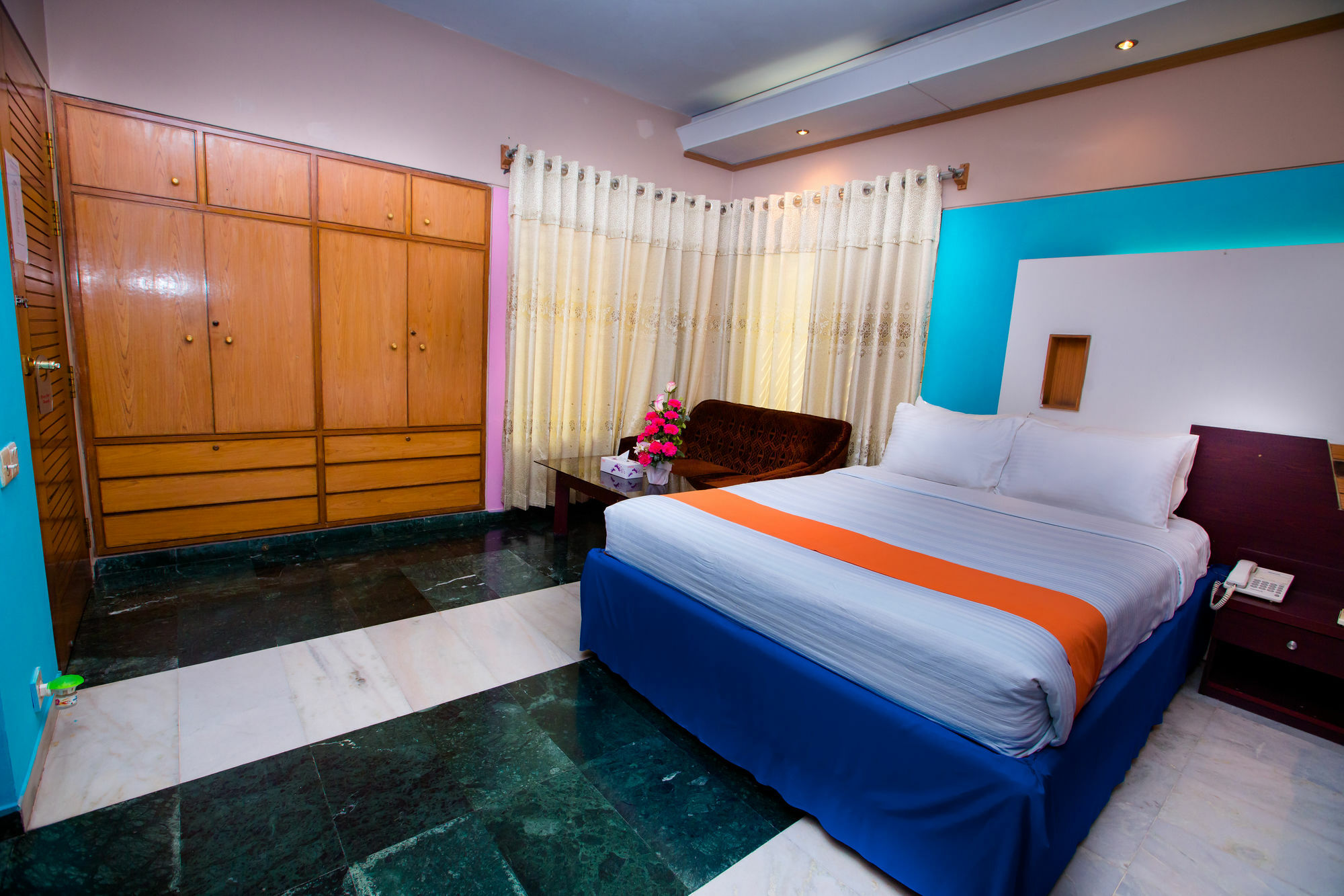 Hotel Golden Deer Dakka Kültér fotó
